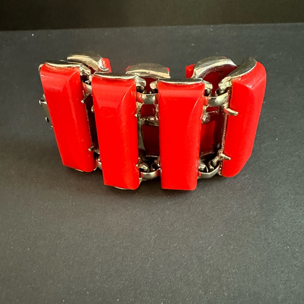 Big Chunky Vintage Red Plastic Bracelet Mod 50’s 60’s Mothers Day